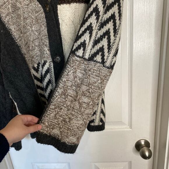 ZARA Patchwork Cable Knit Cardigan Neutral Chevron Size Large Blogger Favorite - Picture 6 of 8